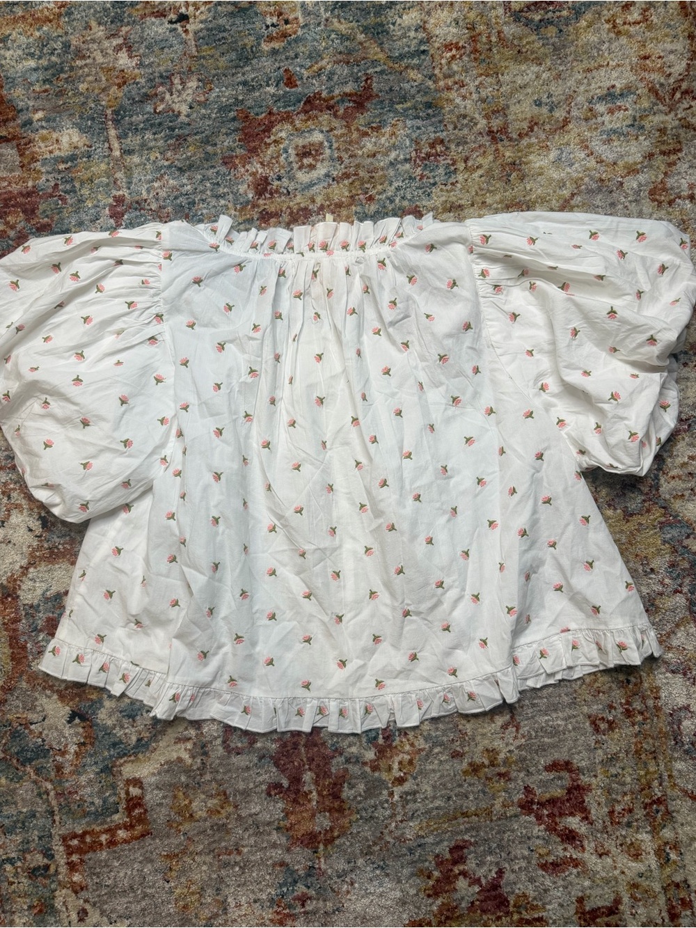 La maregold white Floral Embroidered Puff-Sleeve Button Front Top - Picture 3 of 3